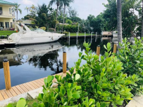 Close to Hard Rock Casino with water access
